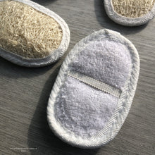 Charger l'image dans la galerie, Pad Oval visage en Loofah - Doux