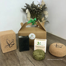Charger l'image dans la galerie, Coffret cadeau 1Savon+1shampoing+2 écrins en liège savon et shampoing