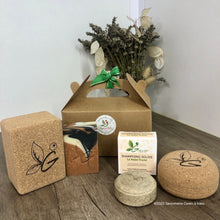 Charger l'image dans la galerie, Coffret cadeau 1Savon+1shampoing+2 écrins en liège savon et shampoing
