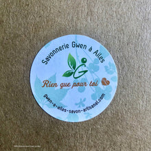 Charger l'image dans la galerie, Coffret cadeau Ruban 6 savons et porte-savon Loofah