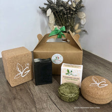 Charger l'image dans la galerie, Coffret cadeau 1Savon+1shampoing+2 écrins en liège savon et shampoing